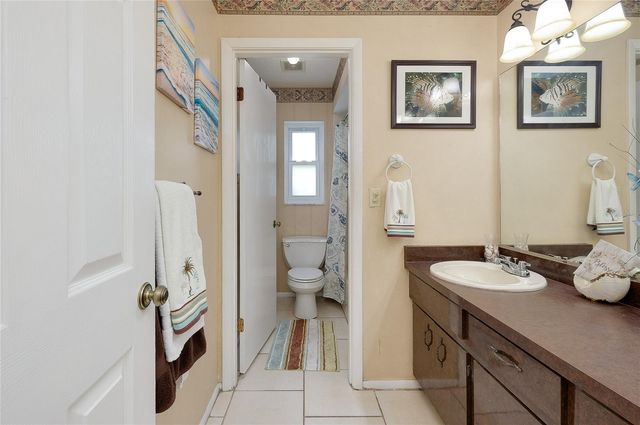 2013 38TH STREET W, Bradenton, FL 34205
