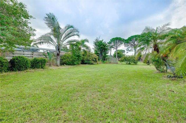 2013 38TH STREET W, Bradenton, FL 34205