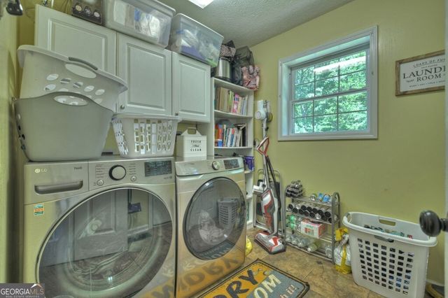 4238 Mobile Road, Mccaysville, GA 30555