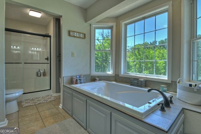4238 Mobile Road, Mccaysville, GA 30555