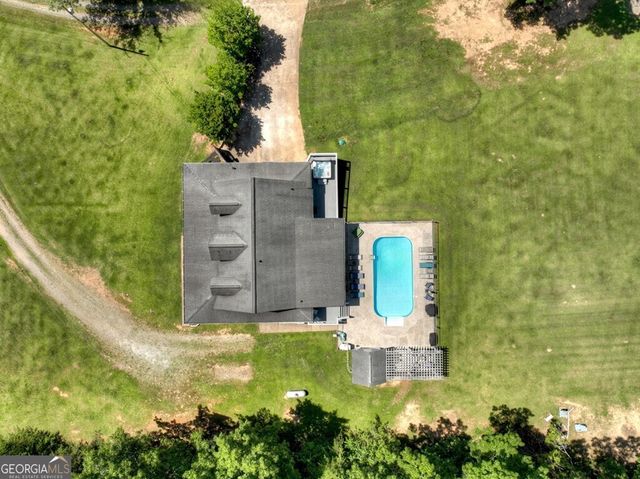 4238 Mobile Road, Mccaysville, GA 30555