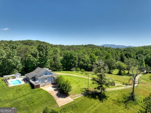 4238 Mobile Road, Mccaysville, GA 30555