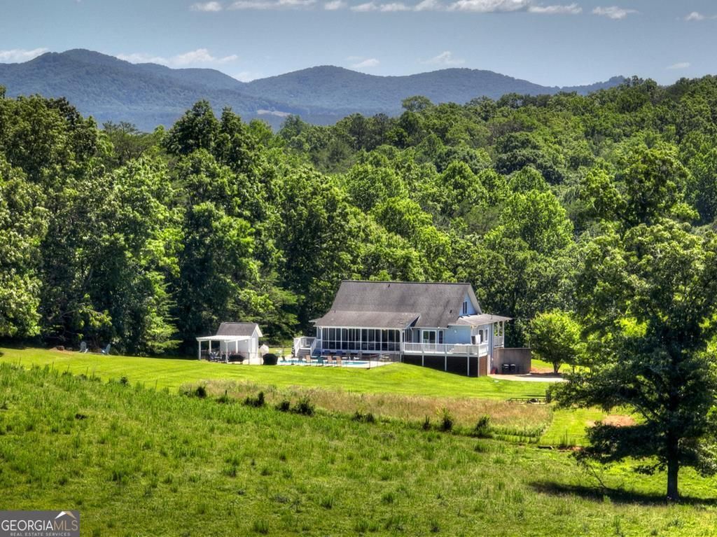 4238 Mobile Road, Mccaysville, GA 30555