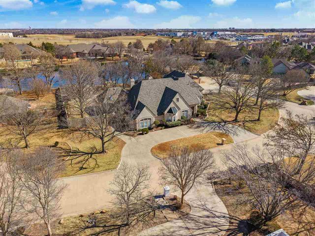 2601 NW Lake Ridge, Lawton, OK 73501