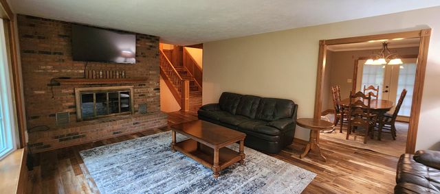 1402 Stoney Drive, West Plains, MO 65775