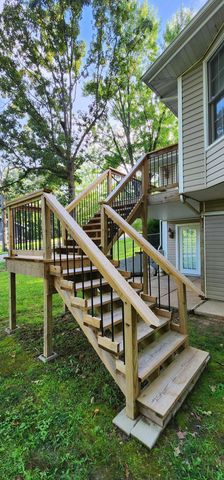 1402 Stoney Drive, West Plains, MO 65775