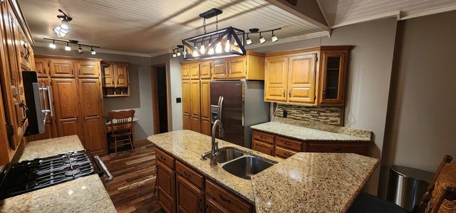 1402 Stoney Drive, West Plains, MO 65775