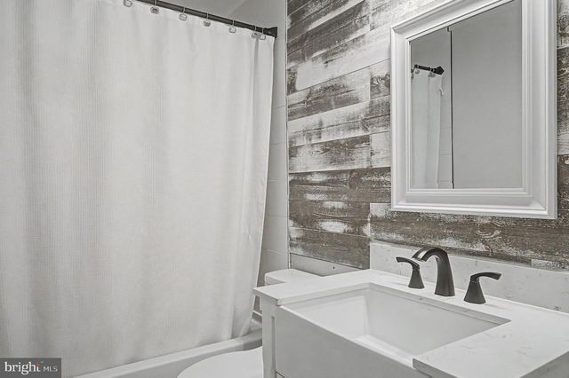 303 BAYBERRY ST, Browns Mills, NJ 08015