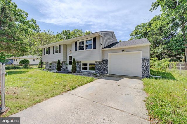 303 BAYBERRY ST, Browns Mills, NJ 08015
