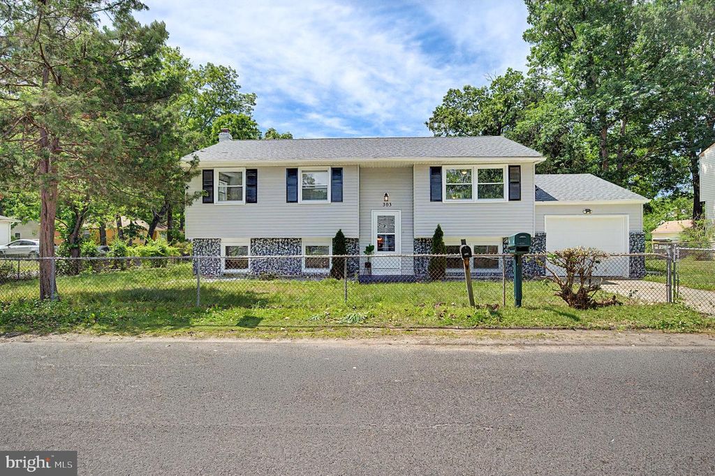303 BAYBERRY ST, Browns Mills, NJ 08015