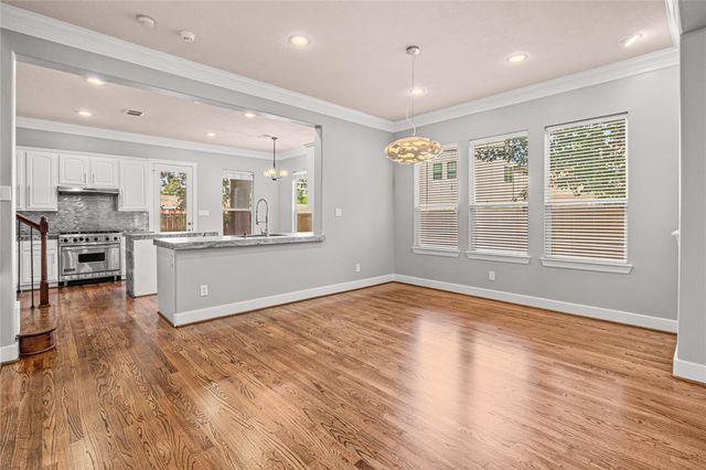 112 White Drive, Bellaire, TX 77401