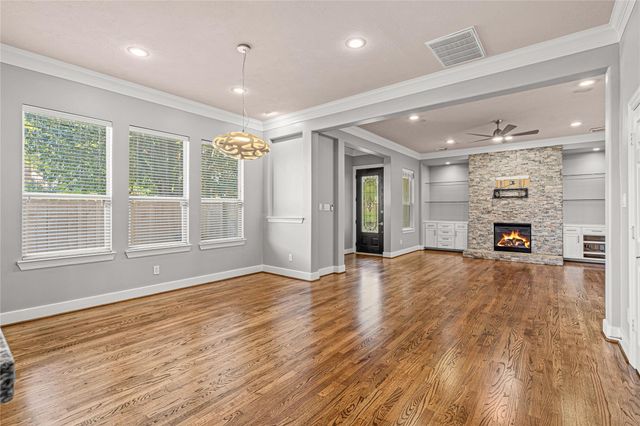 112 White Drive, Bellaire, TX 77401