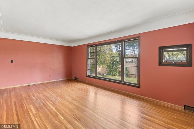 6813 Hickory Street NE, Fridley, MN 55432