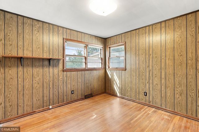 6813 Hickory Street NE, Fridley, MN 55432