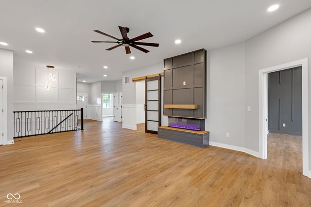 1121 Brookside Court, Avon, IN 46123