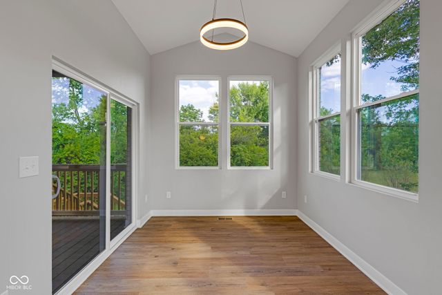 1121 Brookside Court, Avon, IN 46123