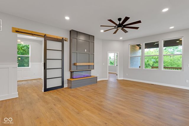 1121 Brookside Court, Avon, IN 46123
