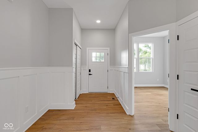 1121 Brookside Court, Avon, IN 46123