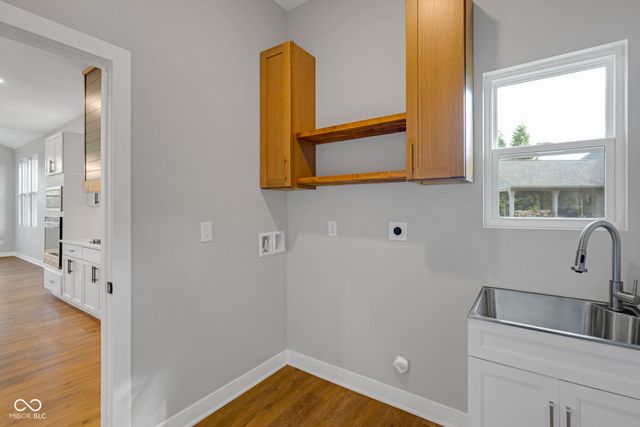 1121 Brookside Court, Avon, IN 46123