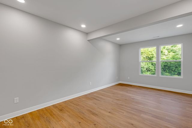 1121 Brookside Court, Avon, IN 46123