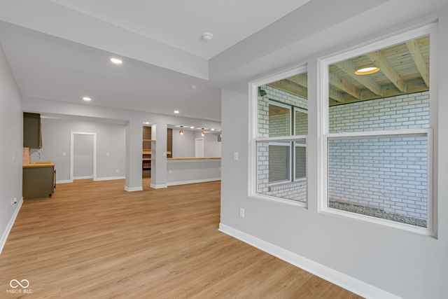 1121 Brookside Court, Avon, IN 46123
