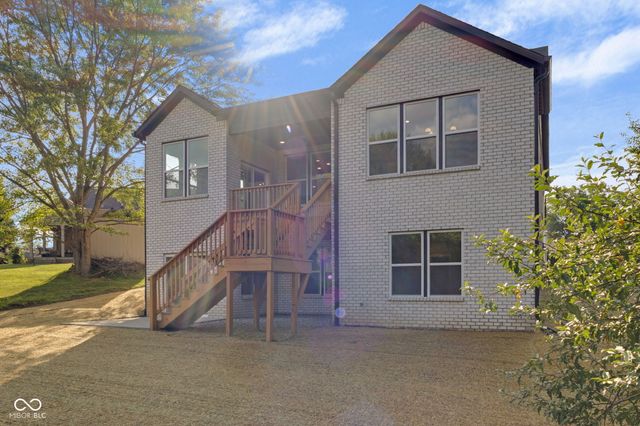 1121 Brookside Court, Avon, IN 46123