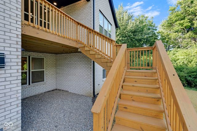 1121 Brookside Court, Avon, IN 46123
