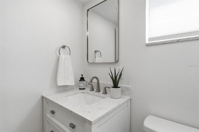 5919 35TH AVENUE N, St Petersburg, FL 33710