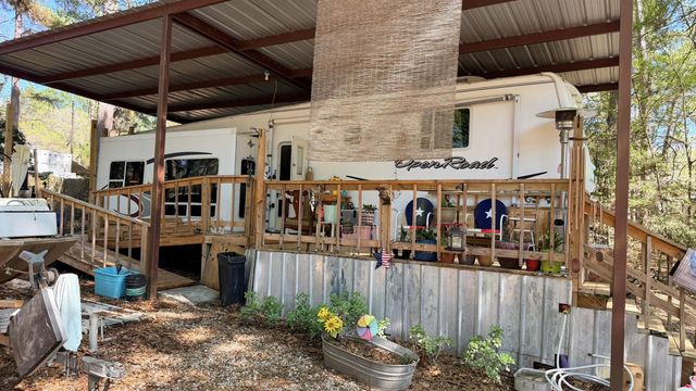 361 Medina Drive, Trinity, TX 75862