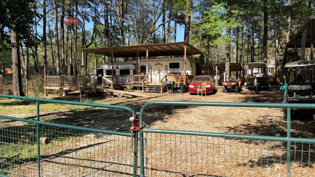 361 Medina Drive, Trinity, TX 75862