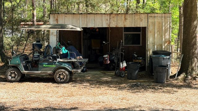 361 Medina Drive, Trinity, TX 75862