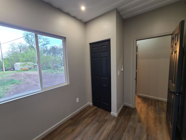 322 S Chestnut St, Lindsborg, KS 67456