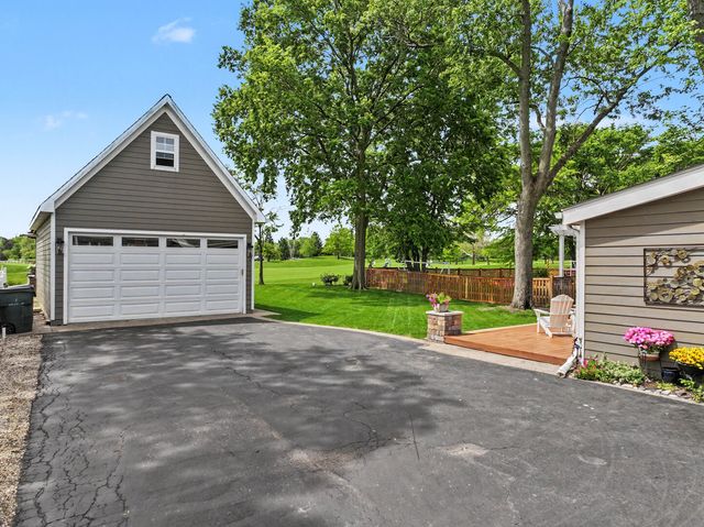 2531 Glenview Road, Glenview, IL 60025