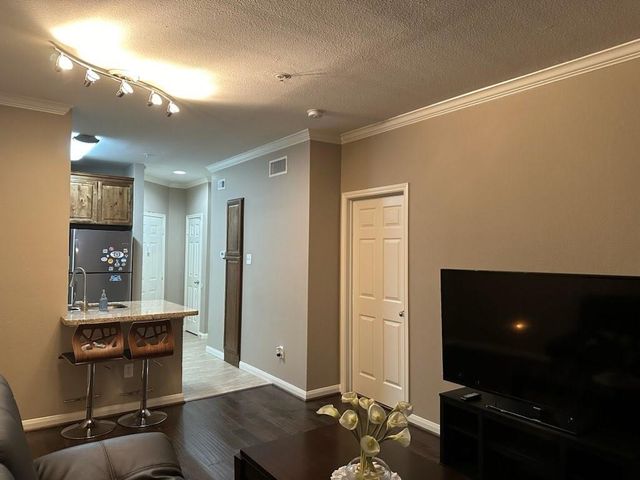 3231 Allen Parkway 1206, Houston, TX 77019