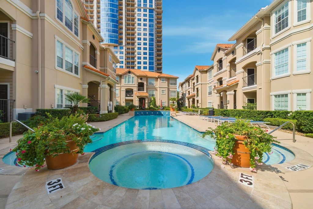 3231 Allen Parkway 1206, Houston, TX 77019