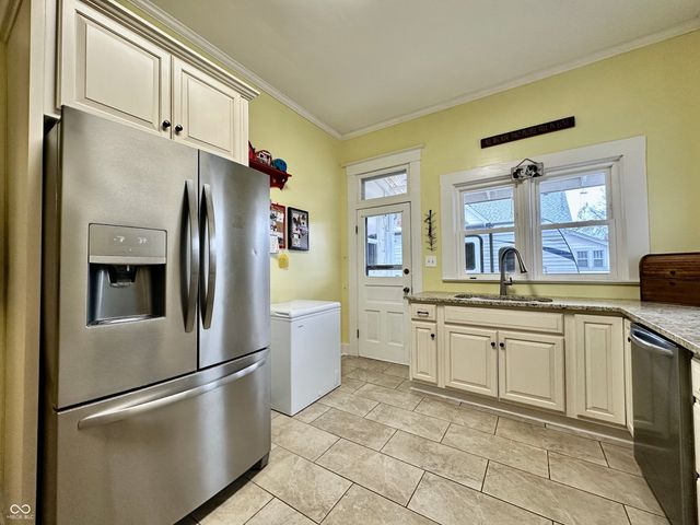 159 W Mitchell Avenue, Martinsville, IN 46151