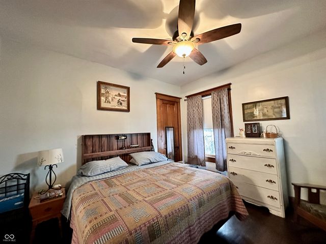 159 W Mitchell Avenue, Martinsville, IN 46151