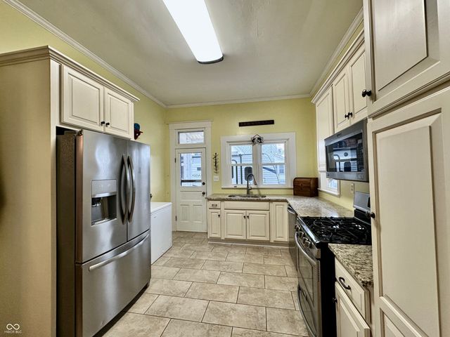 159 W Mitchell Avenue, Martinsville, IN 46151