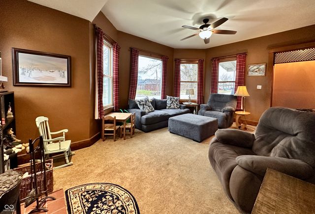 159 W Mitchell Avenue, Martinsville, IN 46151