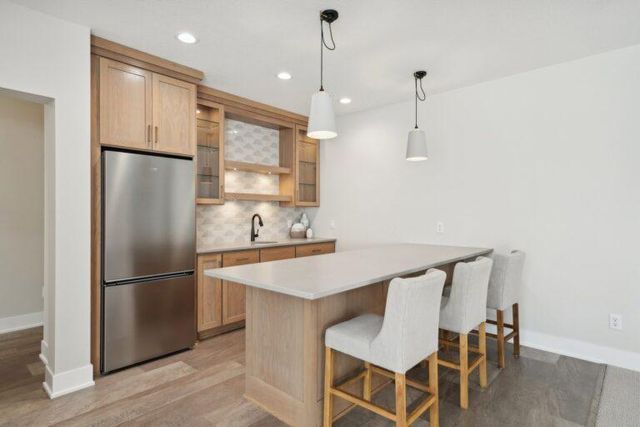 2XX Stonebrooke Curve, Shakopee, MN 55379