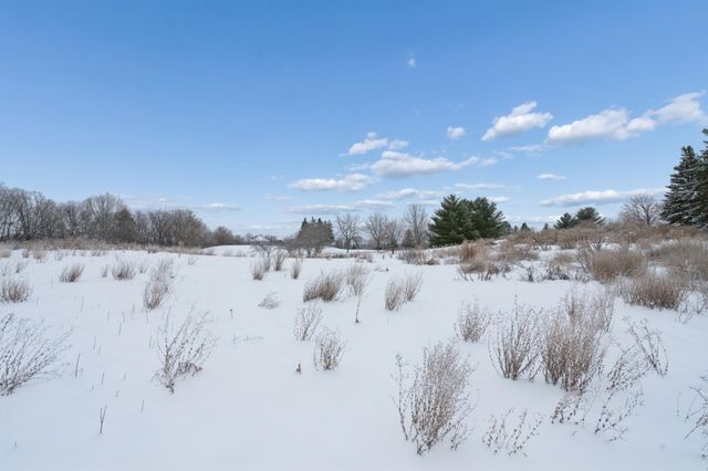 2XX Stonebrooke Curve, Shakopee, MN 55379