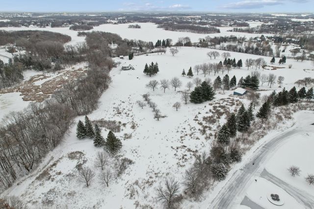 2XX Stonebrooke Curve, Shakopee, MN 55379