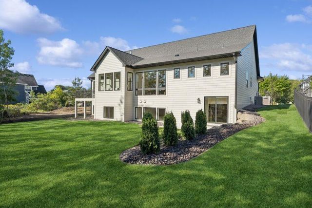 2XX Stonebrooke Curve, Shakopee, MN 55379