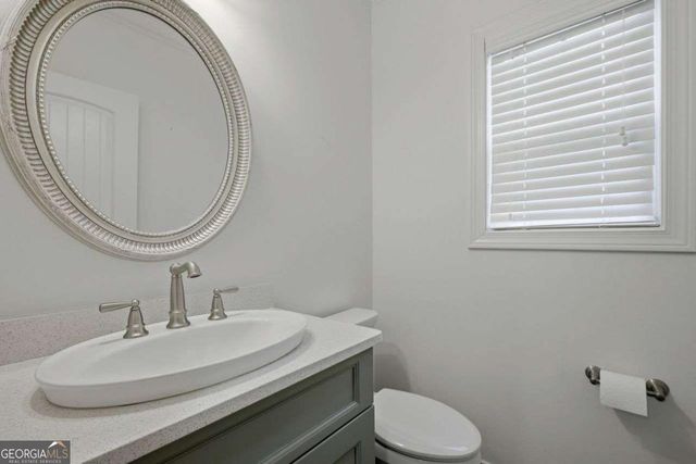 1051 Mclinden Avenue SE, Smyrna, GA 30080