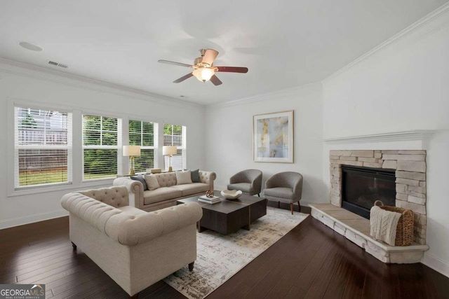 1051 Mclinden Avenue SE, Smyrna, GA 30080