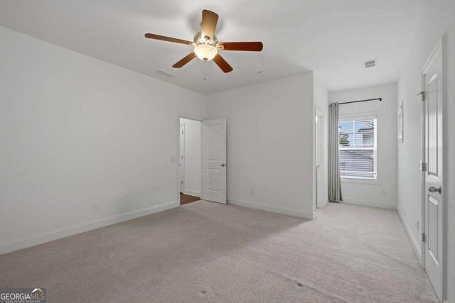 1051 Mclinden Avenue SE, Smyrna, GA 30080
