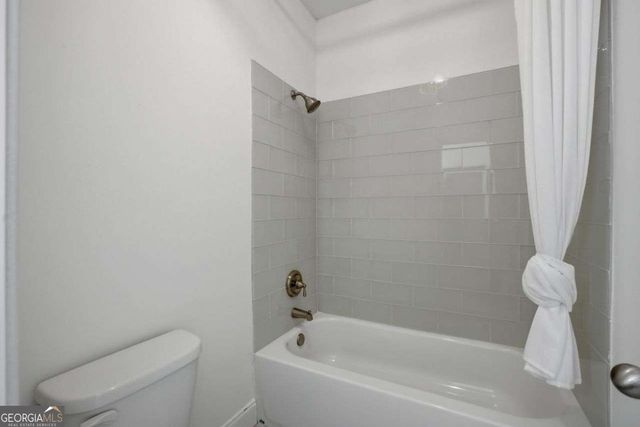 1051 Mclinden Avenue SE, Smyrna, GA 30080