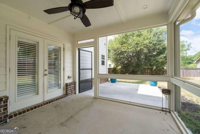 1051 Mclinden Avenue SE, Smyrna, GA 30080