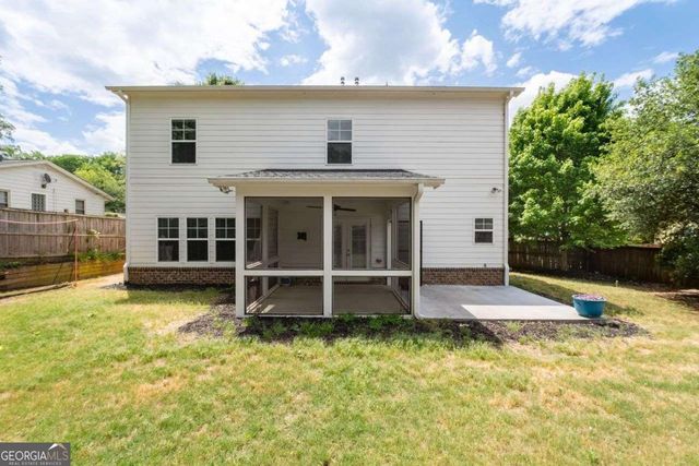 1051 Mclinden Avenue SE, Smyrna, GA 30080