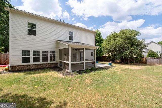 1051 Mclinden Avenue SE, Smyrna, GA 30080